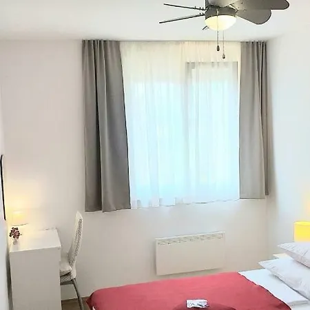 Apartamento Apartman Sneki *